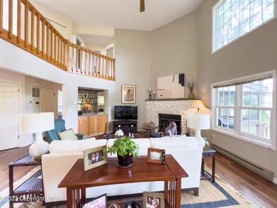 521 Bunting Dr, Buck Hill Falls, PA 18323 - photo 6