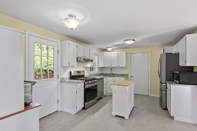 2 Blueberry Ln, Hudson, MA 01749 - photo 7