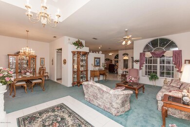 20 Laurel Ridge Break Ormond-large-006-1
