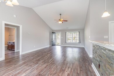 304 Macarthur Dr, Conway, SC 29527 - photo 4
