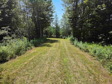 325 Jefferson Rd, Whitefield, NH 03598 - photo 2