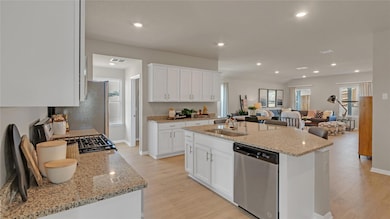 1941 Bandito Bluff Pass, Leander, TX 78641 - photo 6