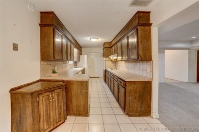 1219 W Boston Place, Broken Arrow, OK 74012 - photo 4