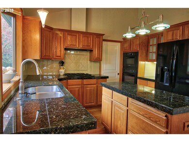 19343 Suncrest Dr, West Linn, OR 97068 - photo 5