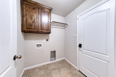 404 Green Meadow Ct, Boyd, TX 76023 - photo 4