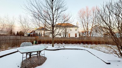 24309 Walnut Cir, Plainfield, IL 60585 - photo 2