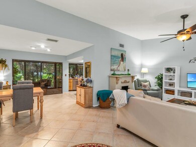 159 Round Key Cir Unit d10 Naples FL 341