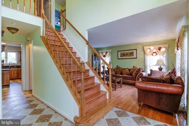 13805 Stonefield Dr, Clifton, VA 20124 - photo 3