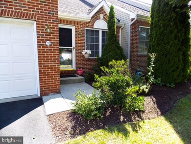 272 W Red Lion Dr, Bear, DE 19701 - photo 2