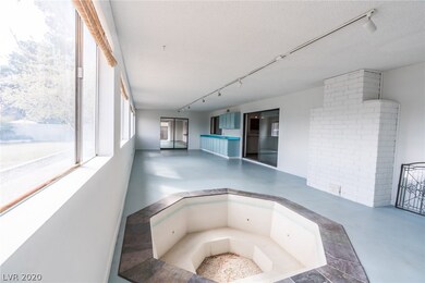 9015 W Hammer Ln, Las Vegas, NV 89149 - photo 6