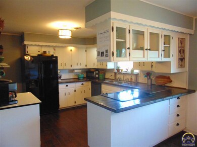 13330 142nd Rd, Hoyt, KS 66440 - photo 5