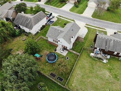 1712 Longhorn Ln, Raymore, MO 64083 - photo 5