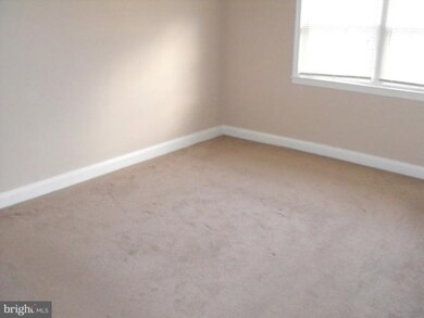 916 N Marlyn Ave, Essex, MD 21221 - photo 4