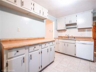 5032 S Union St, Des Moines, IA 50315 - photo 7