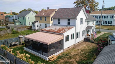 14 Locust St, Glens Falls, NY 12801 - photo 4