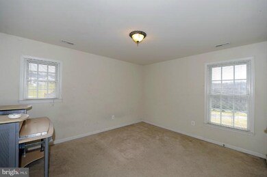 13 Park Vista Ct, Woodstock, MD 21163 - photo 4
