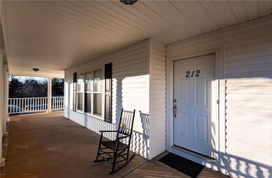 212 Tarrington Dr, Statesville, NC 28625 - photo 4