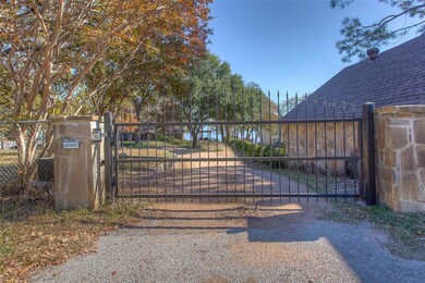12320 Lake Forest Dr, Azle, TX 76020 - photo 2