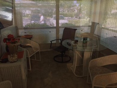 14190 Nesting Way - pic screened patio