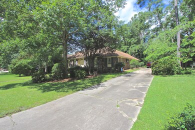 137 Epworth Dr, Jacksonville, NC 28546 - photo 4