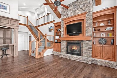 4 Chimney Crest Dr unit G, Asheville, NC 28806 - photo 4