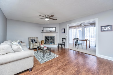 2311 Tall Sail Dr unit B, Charleston, SC 29414 - photo 4