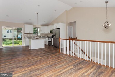 1954 Catanna Ave, Halethorpe, MD 21227 - photo 2