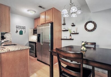 117 Tall Oaks Dr unit F, South Weymouth, MA 02190 - photo 5