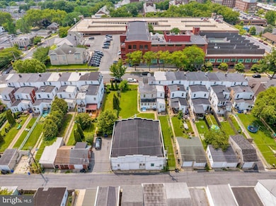 529 Chestnut St, West Reading, PA 19611 - photo 3