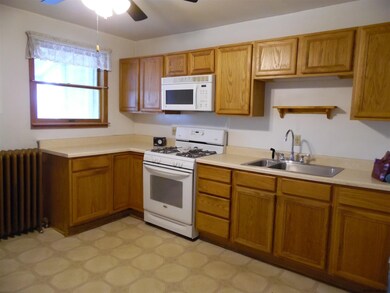 51 Mccarty Ave, Albany, NY 12202 - photo 2