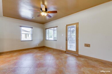 3012 N 26th St, Phoenix, AZ 85016 - photo 5