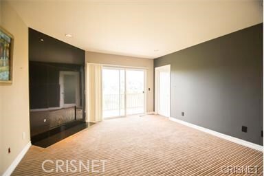 5015 Escobedo Dr, Woodland Hills, CA 91364 - photo 5