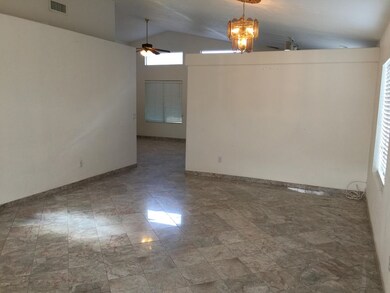 LivingRoom-2