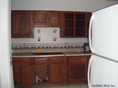 172 2nd Ave, Troy, NY 12180 - photo 5