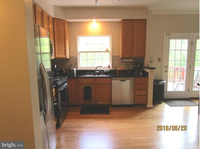 3219 Carnegie Hall Cir, Olney, MD 20832 - photo 5