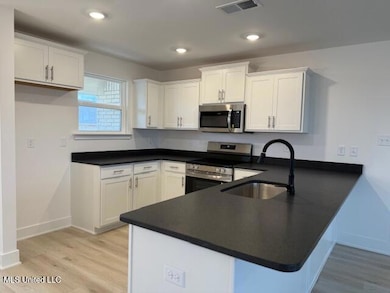 104 Red Bird Cove, Senatobia, MS 38668 - photo 5