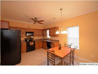 Eat-in Kitchen