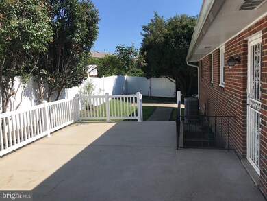 4200 21st Ave, Temple Hills, MD 20748 - photo 3