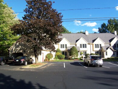 58 Dorchester Way unit U126, Nashua, NH 03064 - photo 2