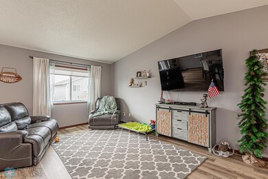 22 Cedar Dr, Mapleton, ND-03.jpg