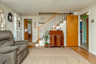 228 Paine District Rd, Woodstock, CT 06281 - photo 4