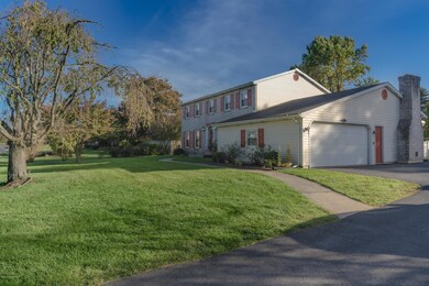 1172 Kressler Rd, Allentown, PA 18103 - photo 2