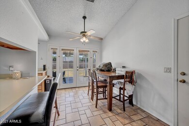 1439 E Jasper Dr, Chandler, AZ 85225 - photo 4