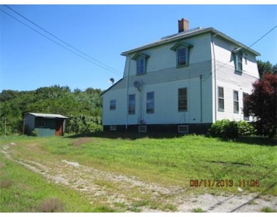 754 Read St unit 754, Attleboro, MA 02703 - photo 2