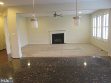 13772 Night Sky Dr, Silver Spring, MD 20906 - photo 2