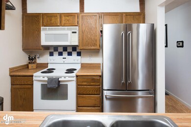 Kitchen_DMD_8108-SMALL