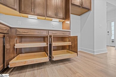 406 Crestcreek Dr, Anderson, SC 29621 - photo 7