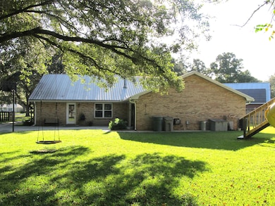 1856 Tillman Cir, Pensacola, FL 32526 - photo 3