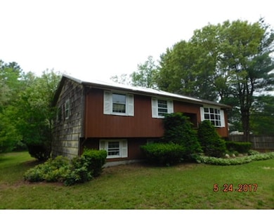 285 Summer St, Rockland, MA 02370 - photo 2