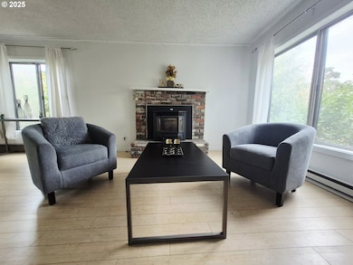 894 E 35th Ave, Eugene, OR 97405 - photo 4